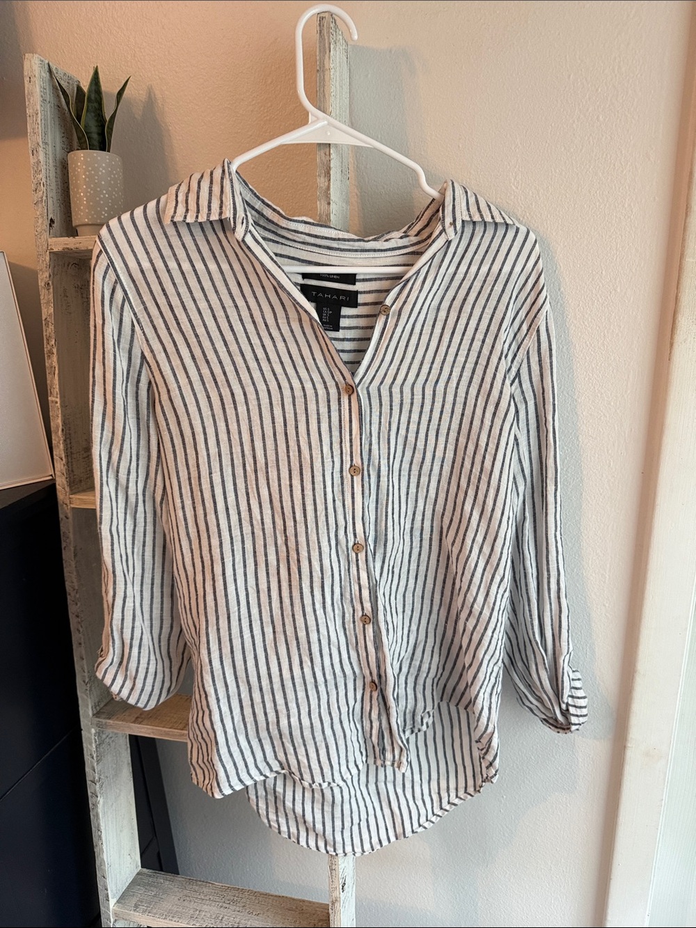 Tahari White Linen-Blend Vertical Stripe Button-Down Shirt